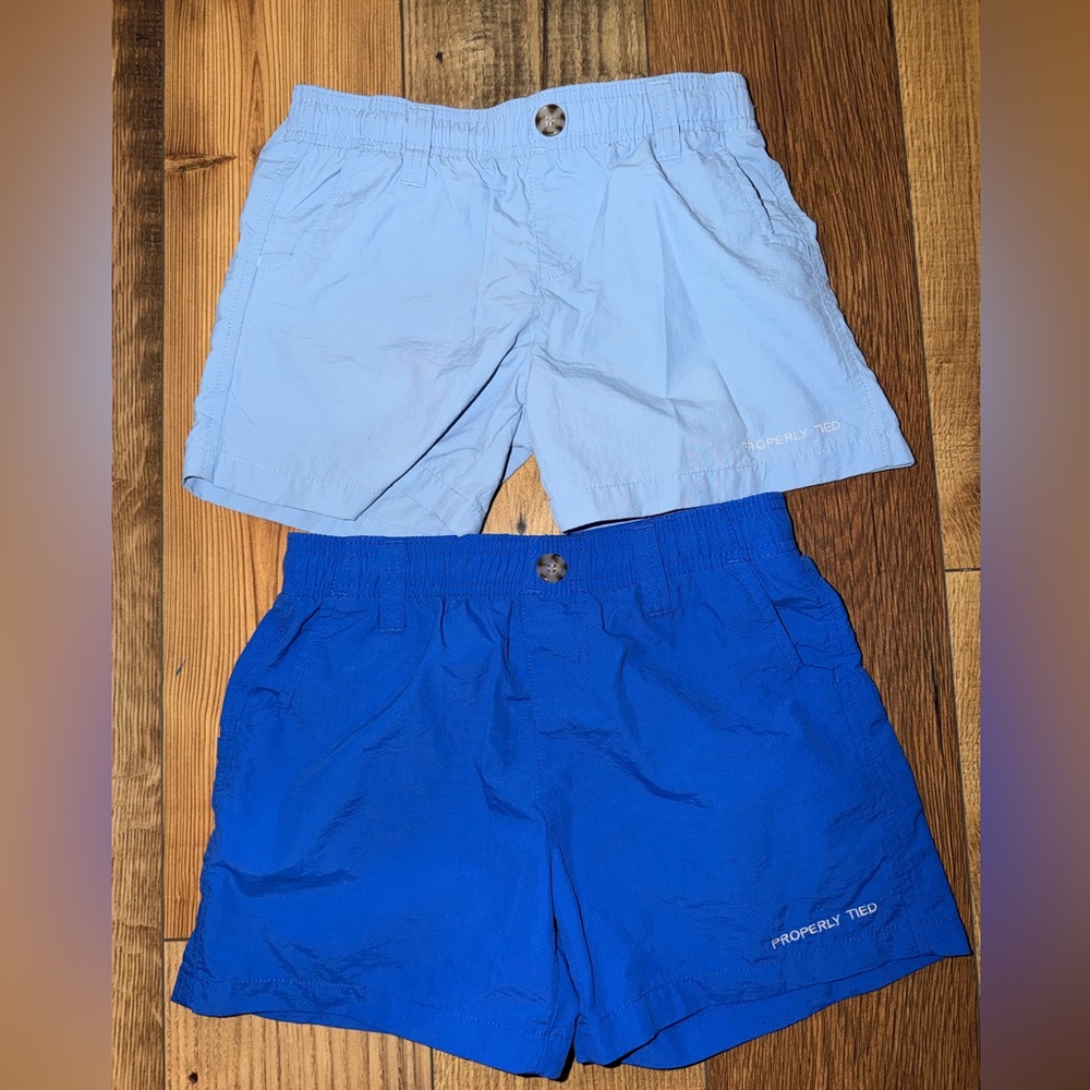 Properly Tied Light Blue & Royal Blue mallard Shorts boys size 6/7